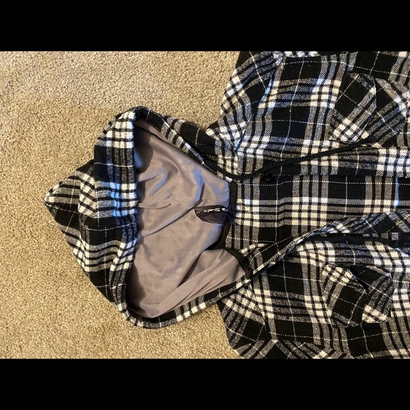 Women’s Jacket - Picture 3 of 3